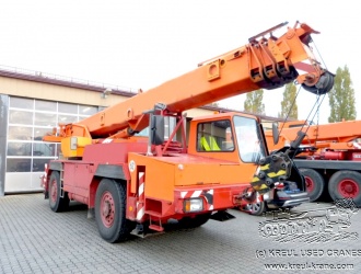 Автокран LIEBHERR, модел LTM 1025 (снимка)